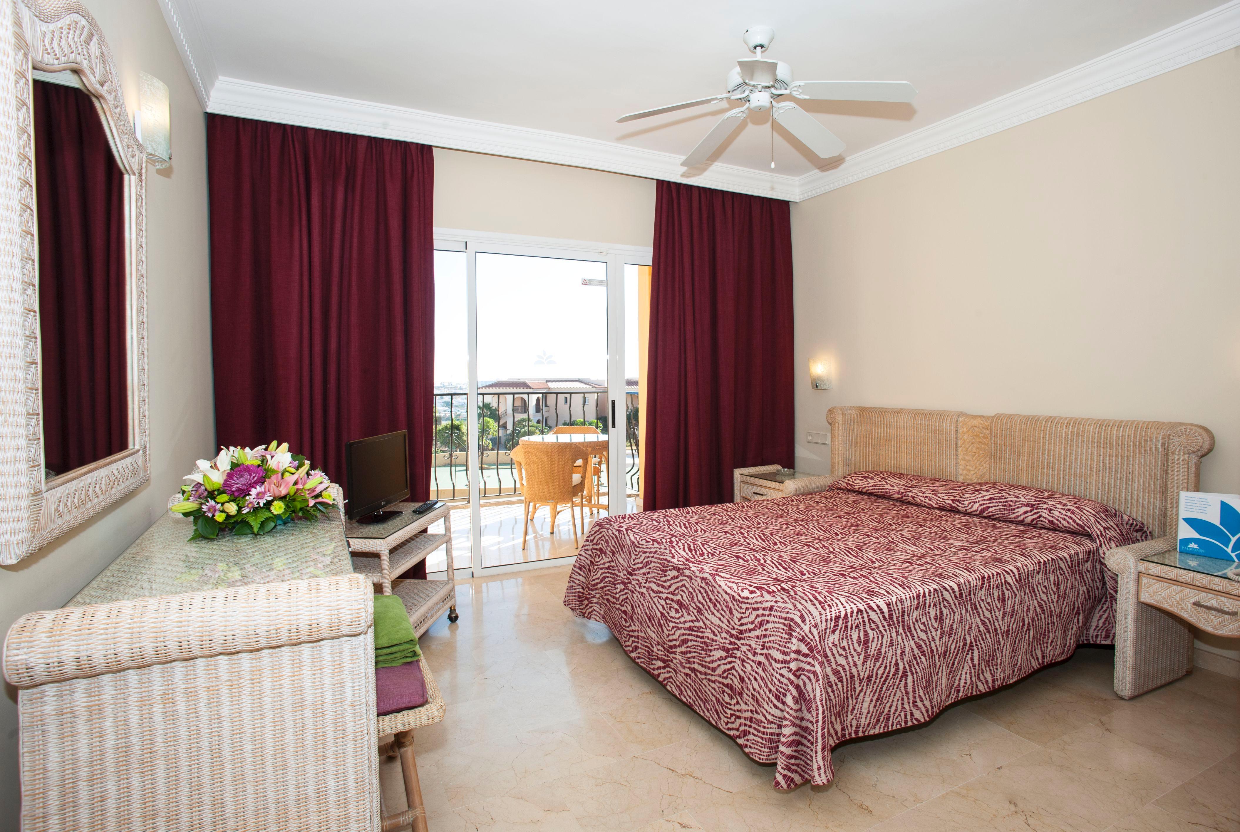 Hotel Palm Oasis 3*