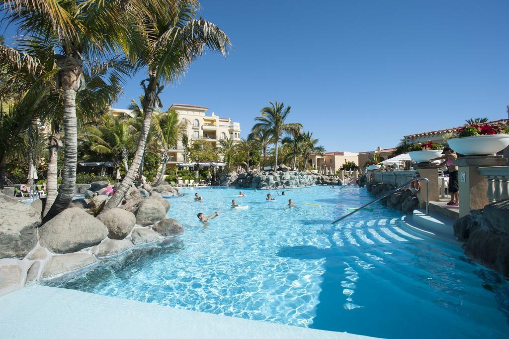 Palm Oasis 3*